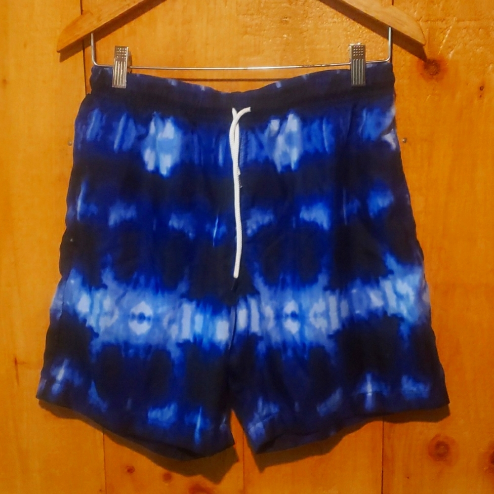 Size Large swim trunks